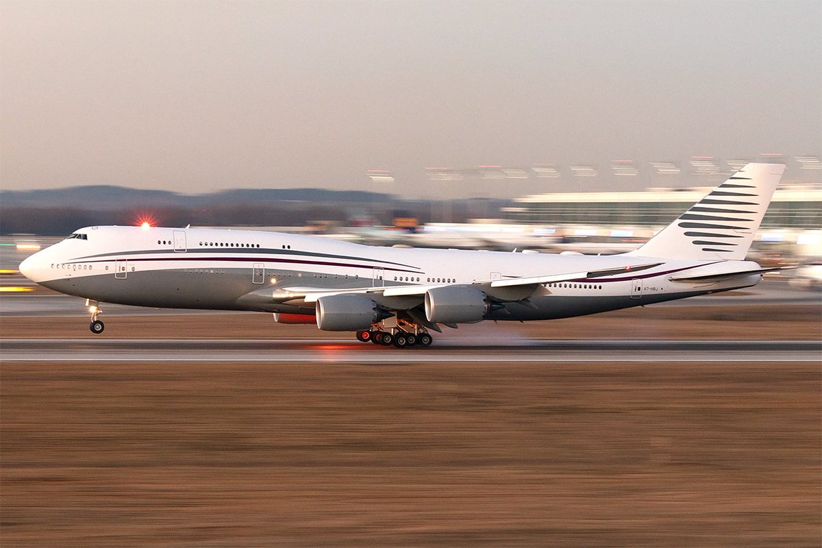 Boeing BBJ 747-8